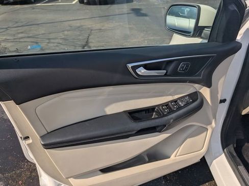 Used 2017 Ford Edge Titanium w/ Equipment Group 301A image 14
