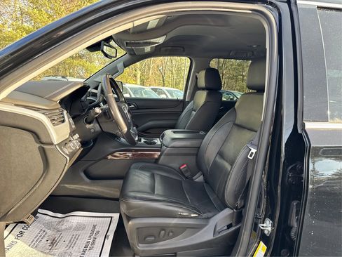 Used 2018 GMC Yukon SLT w/ HD Trailering Package image 11