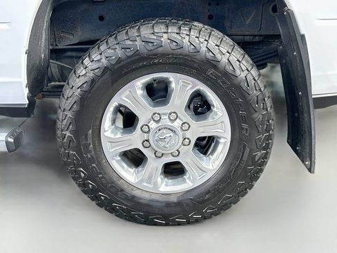 Used 2022 RAM 3500 Big Horn AWD/4WD image 32