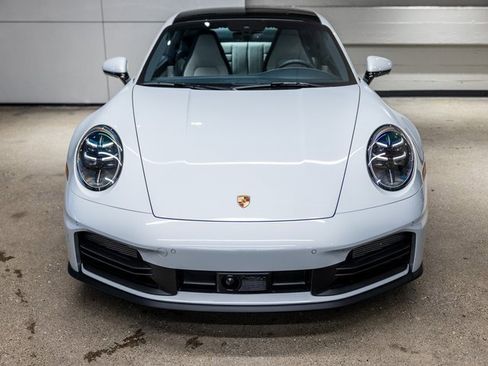 Used 2025 Porsche 911 Carrera image 12