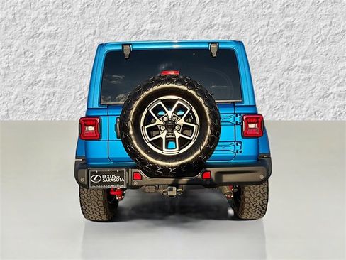 Used 2025 Jeep Wrangler Rubicon image 4