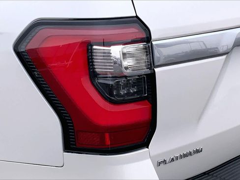 Used 2019 Ford Expedition Max Platinum AWD/4WD image 29