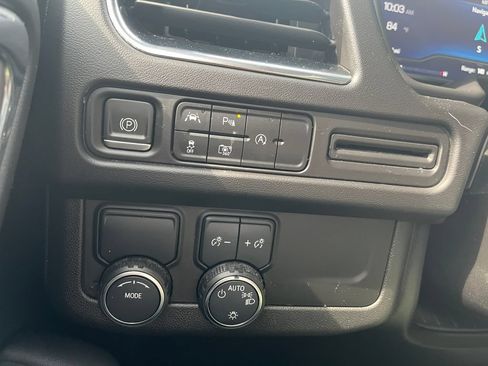 Used 2023 Chevrolet Tahoe RST w/ Luxury Package RWD image 18