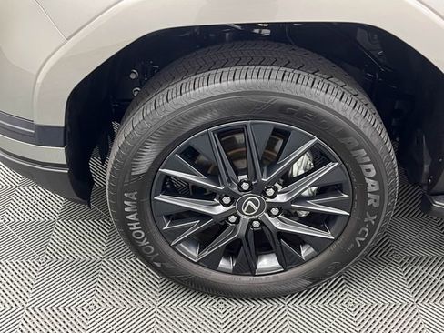 Certified 2025 Lexus GX 550 w/ Cold Area Package AWD/4WD image 21