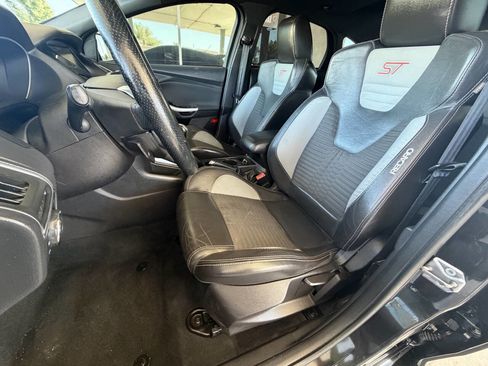 Used 2013 Ford Focus ST FWD image 11