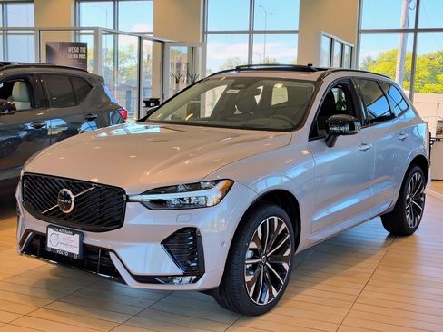 New 2026 Volvo XC60 B5 Ultra w/ Climate Package AWD/4WD image 2