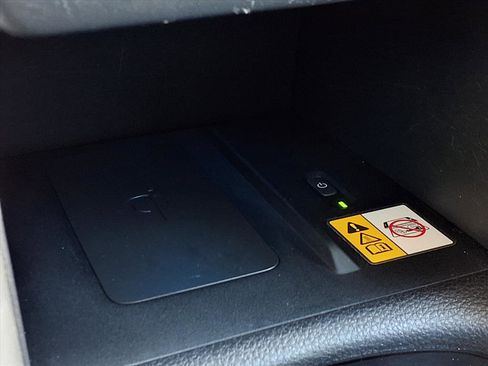 Used 2023 Toyota Corolla Cross XSE w/ Convenience Package image 22