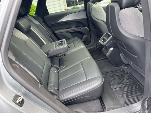 Used 2024 Cadillac Lyriq Tech w/ Driver Assist Package AWD/4WD image 75
