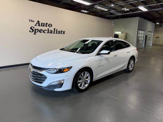 Used 2024 Chevrolet Malibu LT FWD image 1