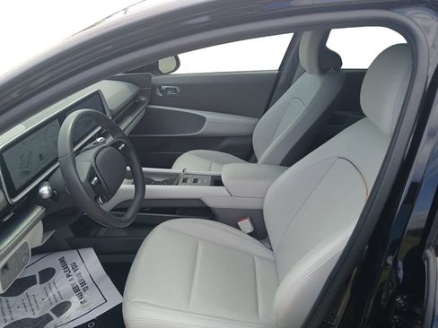 Used 2025 Hyundai Ioniq 6 SEL RWD image 11