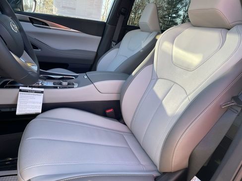 New 2026 INFINITI QX60 Luxe w/ Cargo Package image 13