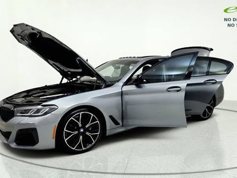 Used 2023 BMW 530i w/ M Sport Package RWD image 14