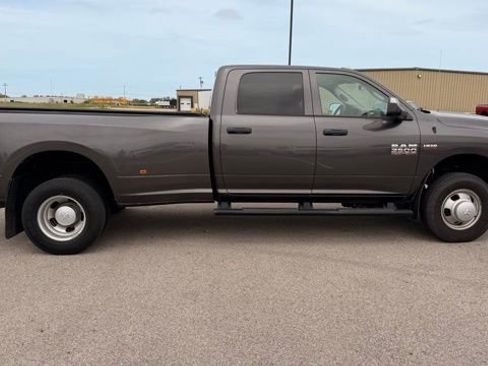 Used 2017 RAM 3500 Tradesman w/ Popular Equipment Group AWD/4WD image 6