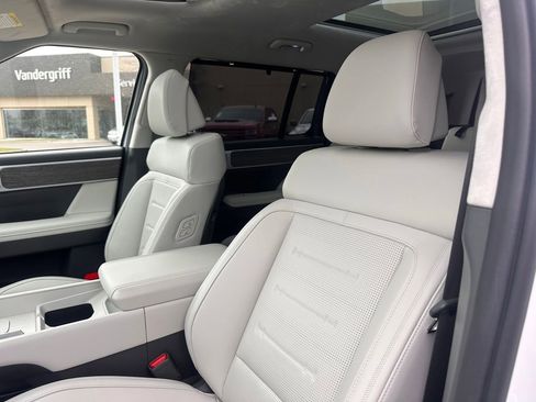 Used 2025 Hyundai Santa Fe Calligraphy image 26