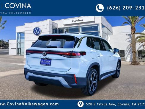 New 2026 Volkswagen Tiguan SE image 7