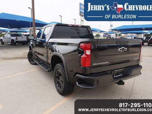 Used 2026 Chevrolet Silverado 1500 ZR2 AWD/4WD image 4