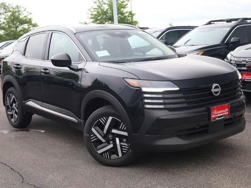 New 2026 Nissan Kicks SV FWD image 2