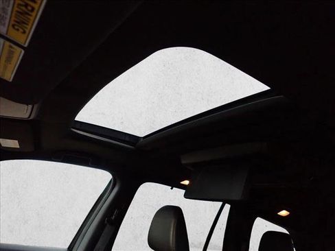 Used 2020 Honda Pilot Black Edition image 15