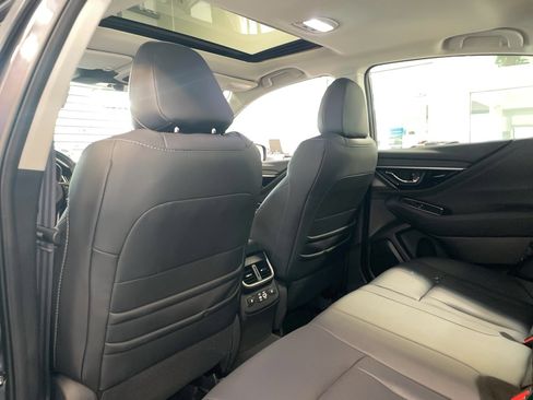 Used 2025 Subaru Legacy Limited image 7