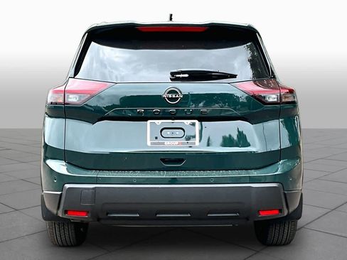 New 2026 Nissan Rogue SV FWD image 4