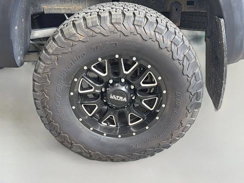 Used 2017 RAM 2500 Tradesman w/ Chrome Appearance Group AWD/4WD image 28