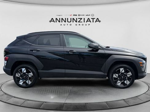 Used 2024 Hyundai Kona SEL AWD/4WD image 6