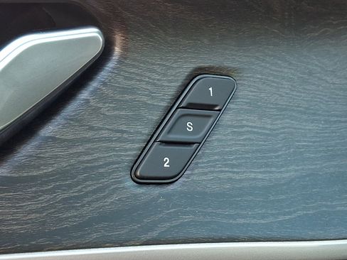 New 2026 Jeep Grand Cherokee Limited image 17