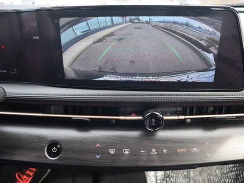 Certified 2024 Nissan Ariya FWD image 24