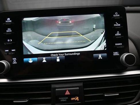 Used 2020 Honda Accord EX image 3