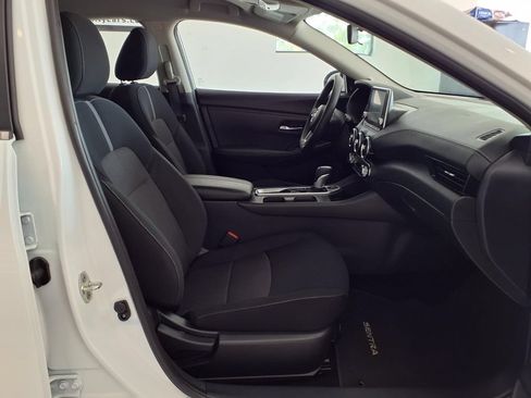 Used 2025 Nissan Sentra SV FWD image 13