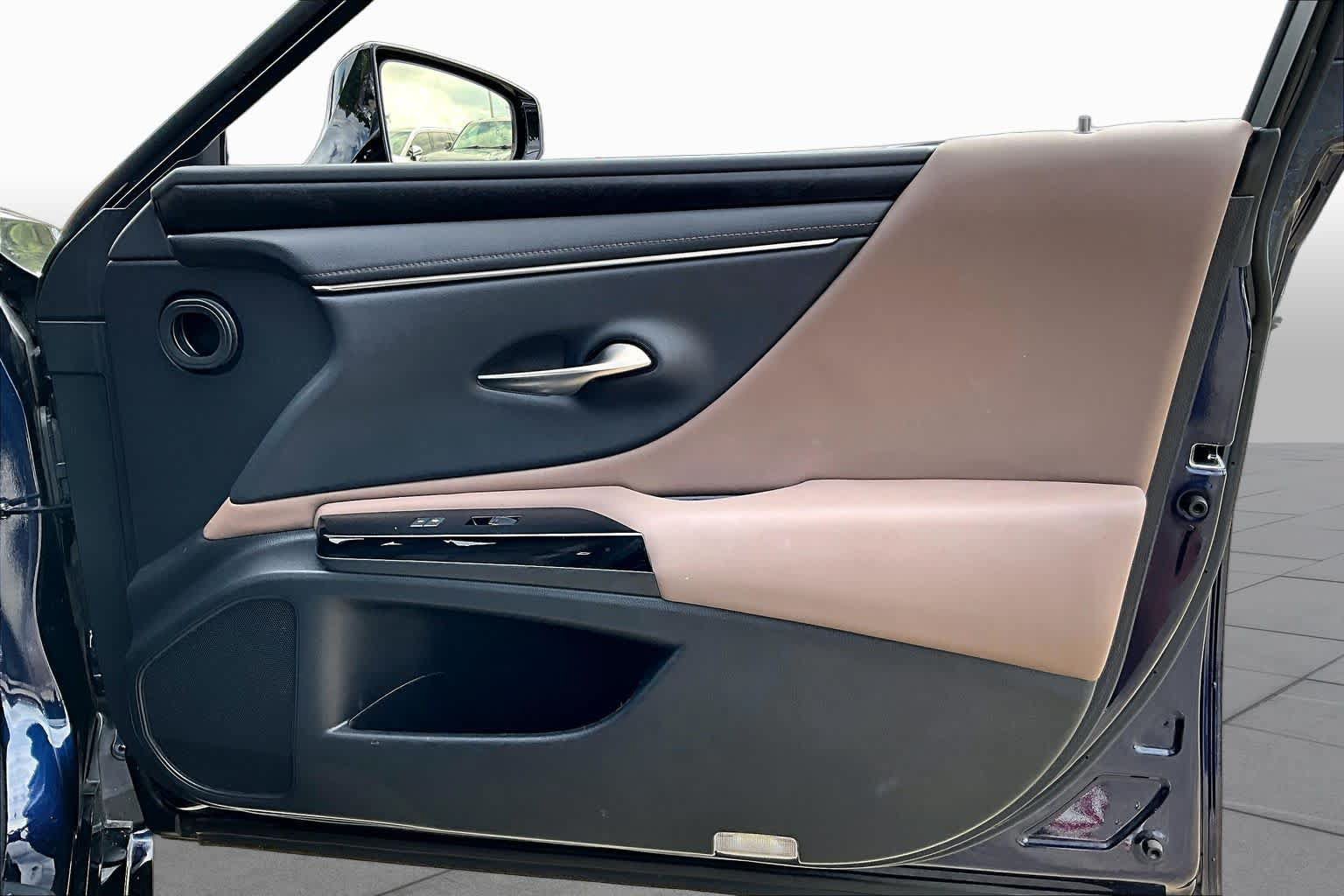 Used 2022 Lexus ES 350 w/ Premium Package FWD image 20