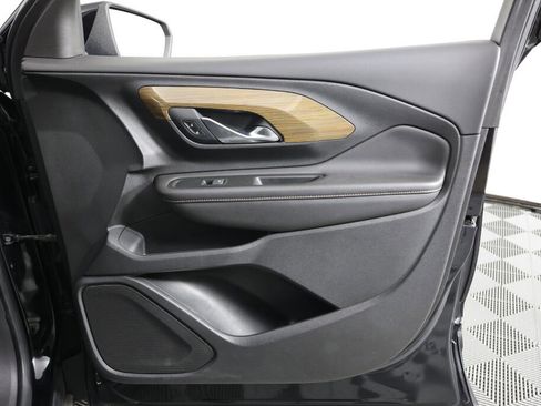 Used 2019 GMC Terrain SLE w/ LPO, Cargo Package image 25