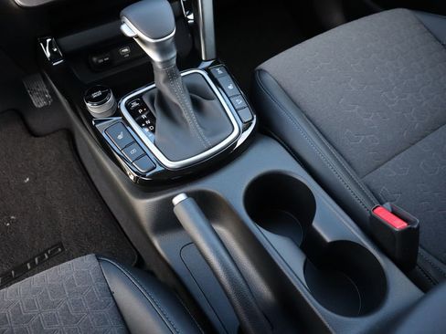 New 2026 Kia Seltos S image 34