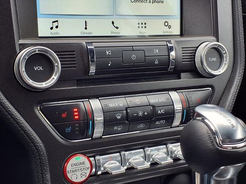 Used 2017 Ford Mustang Premium image 11