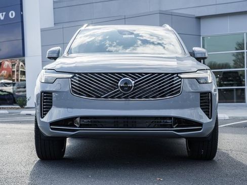 New 2026 Volvo XC90 B6 Ultra w/ Protection Package image 2