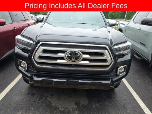 Used 2022 Toyota Tacoma Limited AWD/4WD image 5