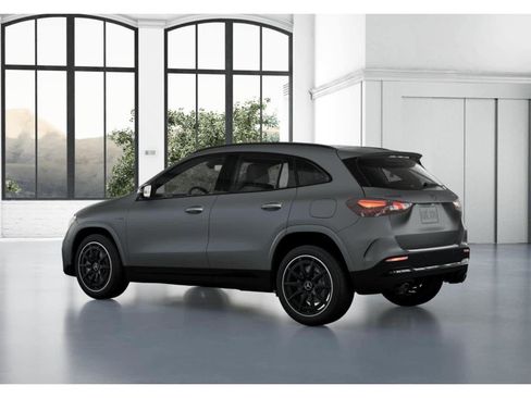 New 2026 Mercedes-Benz GLA 35 AMG 4MATIC image 28