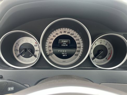 Used 2014 Mercedes-Benz C 300 4MATIC Sedan image 25