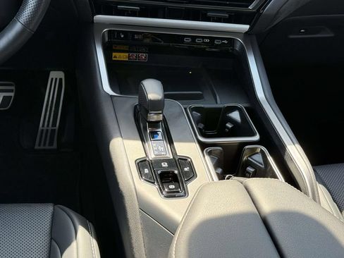 Used 2025 Lexus TX 500h AWD w/ Technology Package image 20