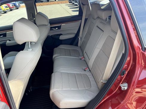 Used 2019 Honda CR-V Touring image 14