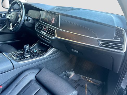 Used 2020 BMW X7 xDrive40i w/ Parking Assistance Package image 32