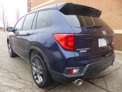 Used 2023 Honda Passport EX-L image 6