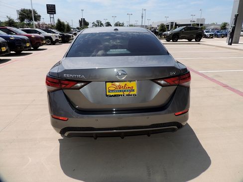 Used 2023 Nissan Sentra SV FWD image 6