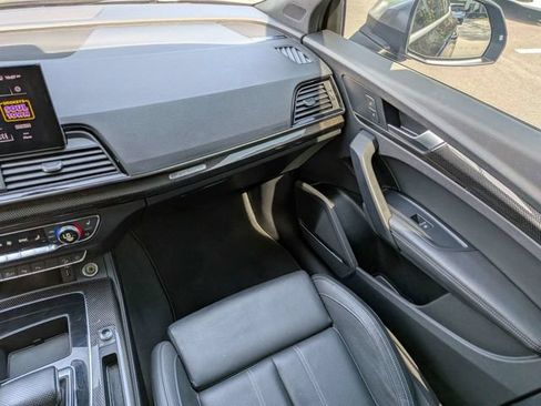 Used 2022 Audi SQ5 Prestige w/ Prestige Package AWD/4WD image 18