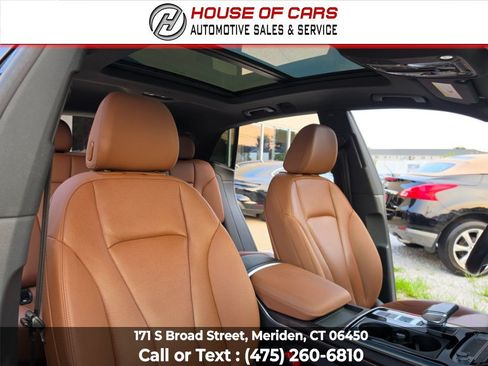 Used 2020 Audi Q8 Premium Plus AWD/4WD image 48