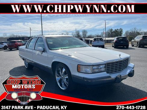 Used 1993 Cadillac Fleetwood Sedan image 1
