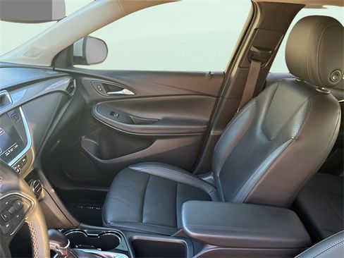 Used 2023 Buick Encore GX Essence w/ Experience Buick Package image 17