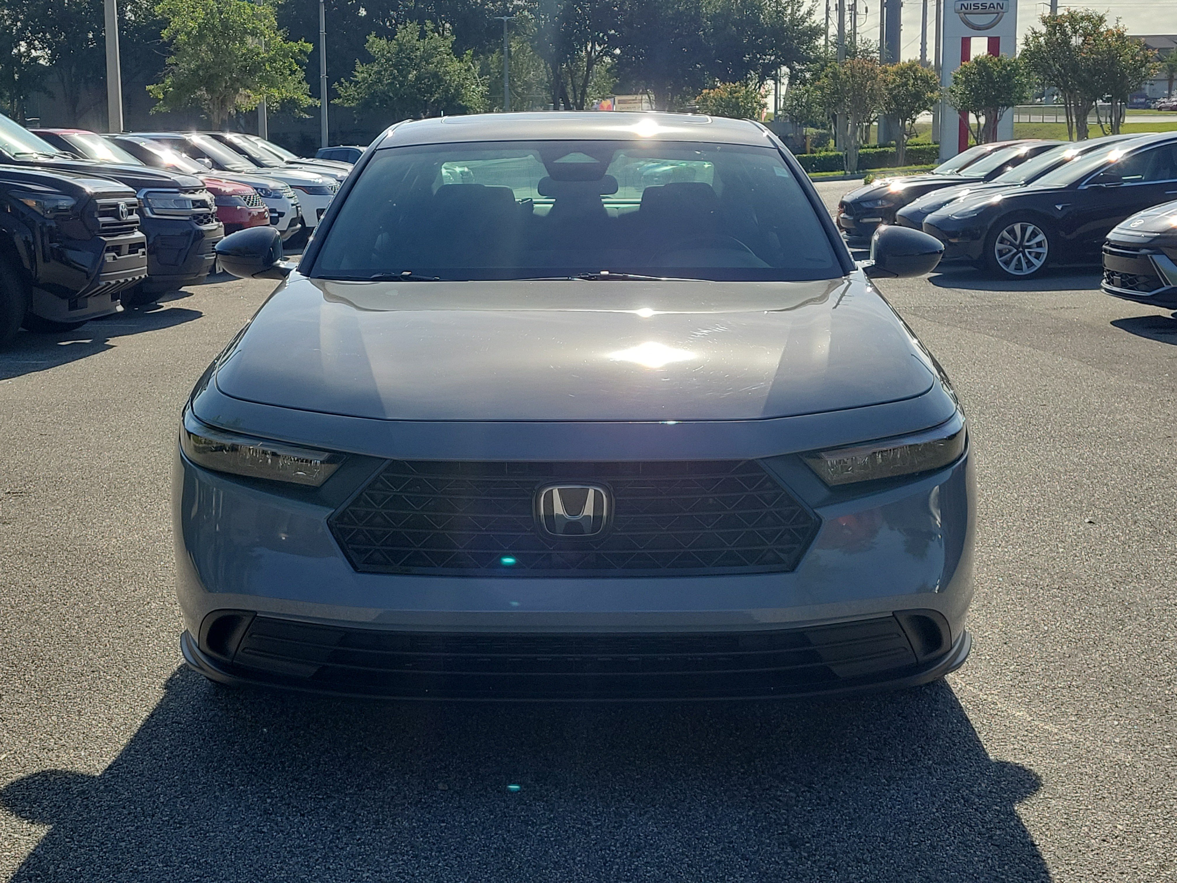 Used 2025 Honda Accord Sport image 2