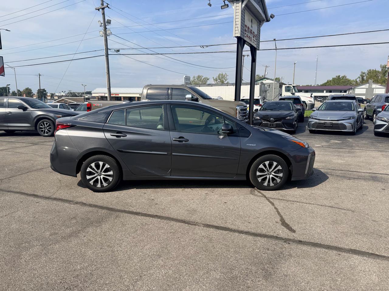 Used 2019 Toyota Prius LE AWD/4WD image 6