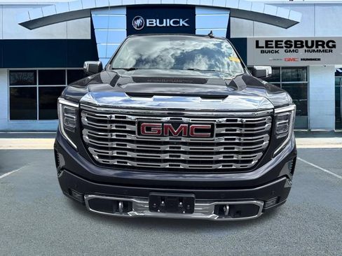 Used 2022 GMC Sierra 1500 Denali w/ Denali Carbonpro Edition AWD/4WD image 2